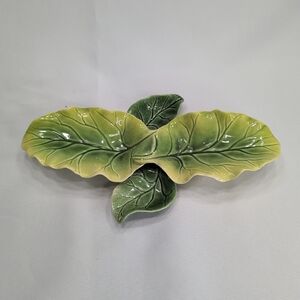 Green Ceramic Leaf Serving Platter - Decorative Table Tray